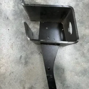 Reduceri SUPORT CABINA DEUTZ 04428458.2/10